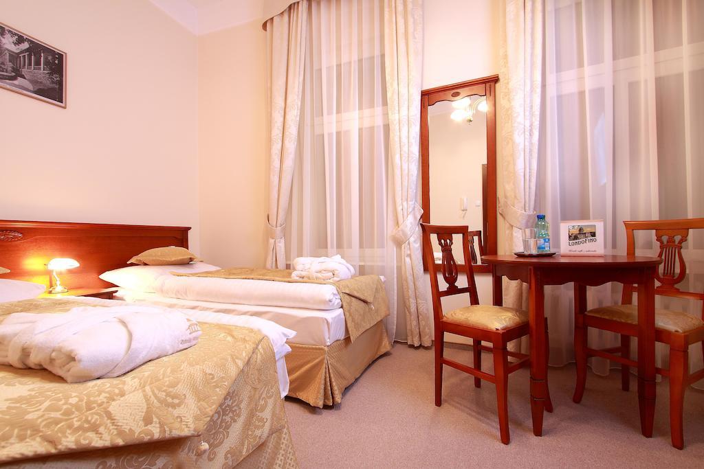 Zdroj Wojciech Aparthotel Ladek-Zdroj Room photo