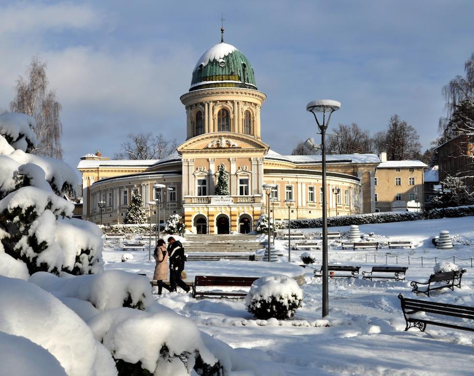 Zdroj Wojciech Aparthotel Ladek-Zdroj Exterior photo